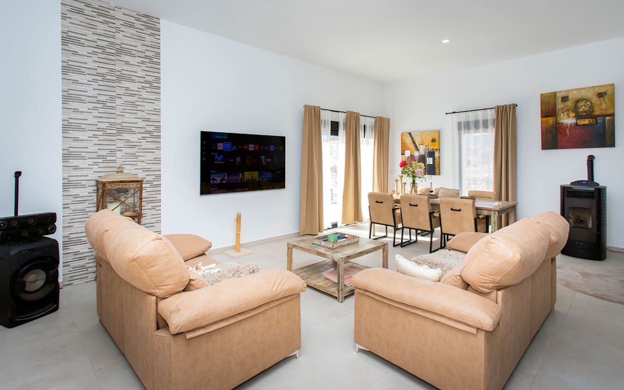 4 Zimmer Villa zu verkaufen in Pinoso mit Pool - 478.000 € (Ref: 9528781)