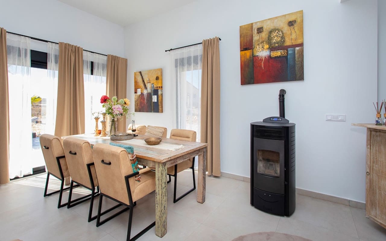 4 Zimmer Villa zu verkaufen in Pinoso mit Pool - 478.000 € (Ref: 9528781)