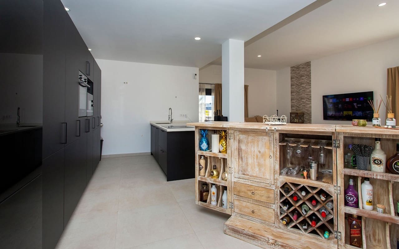 4 Zimmer Villa zu verkaufen in Pinoso mit Pool - 478.000 € (Ref: 9528781)