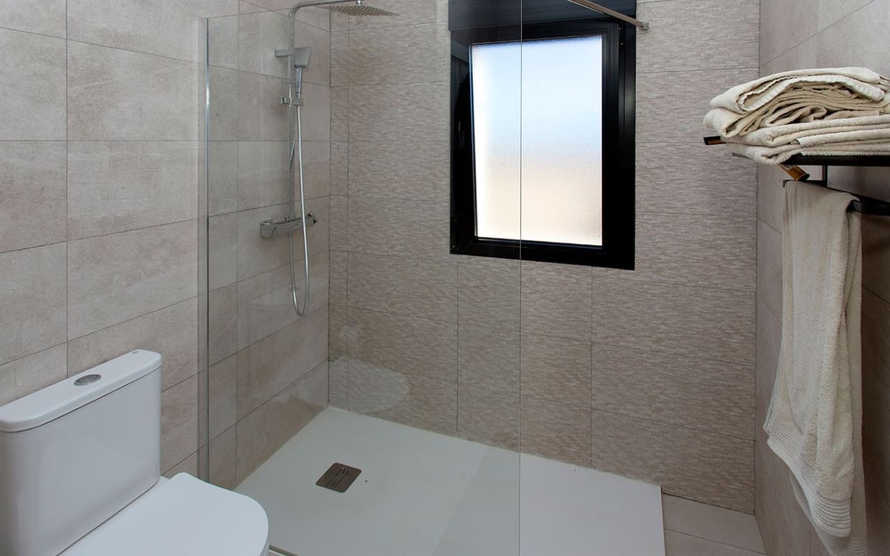 4 Zimmer Villa zu verkaufen in Pinoso mit Pool - 478.000 € (Ref: 9528781)