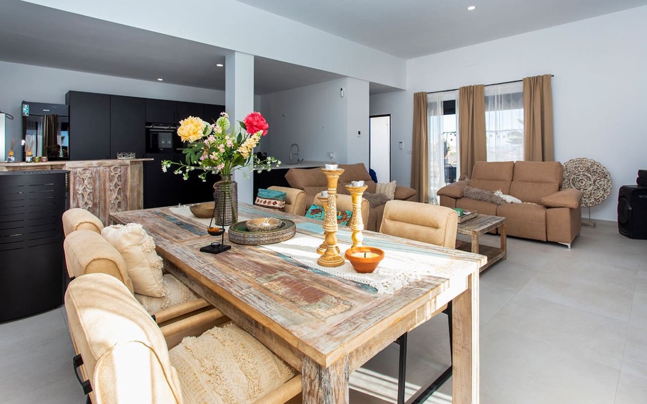 4 Zimmer Villa zu verkaufen in Pinoso mit Pool - 478.000 € (Ref: 9528781)