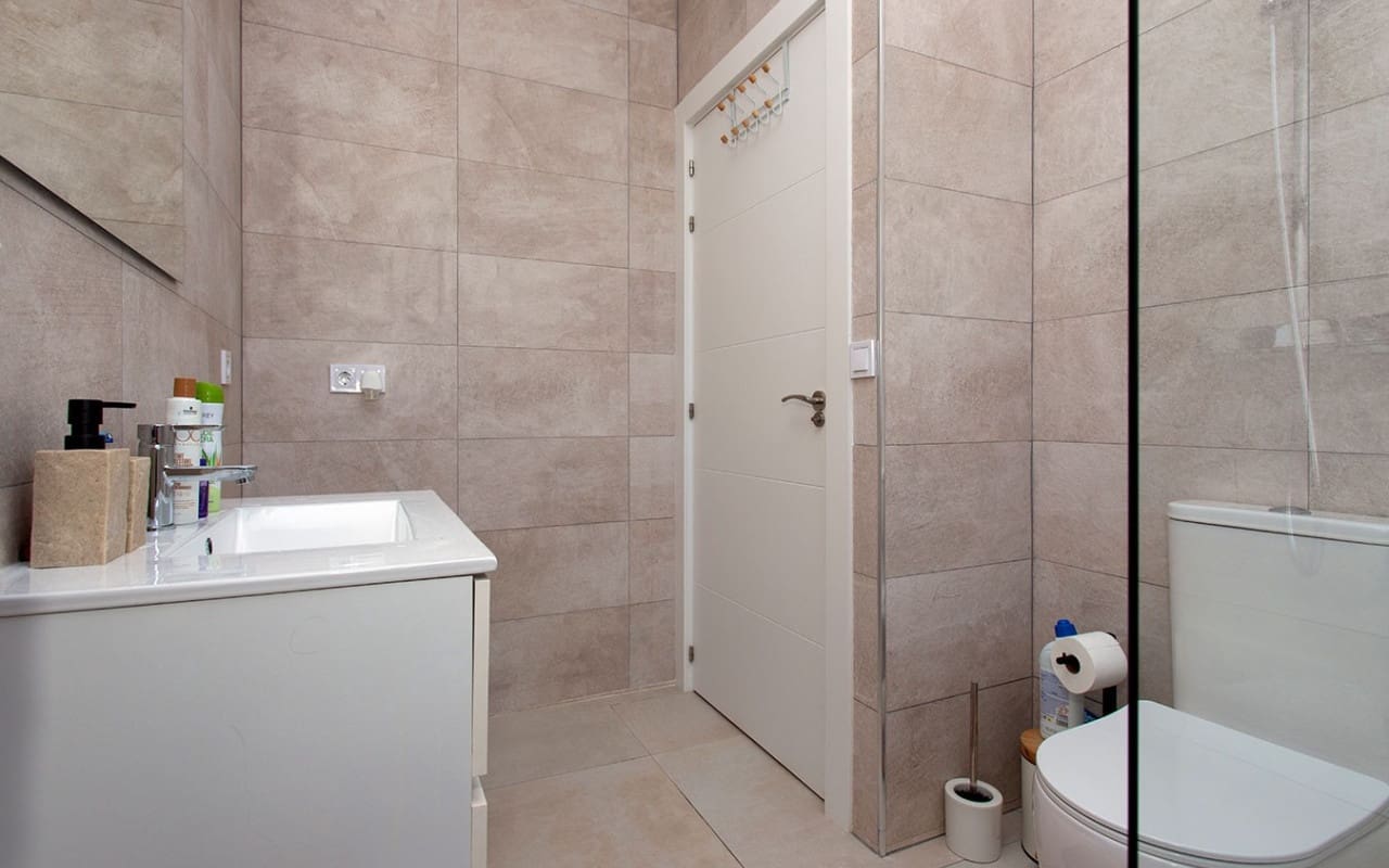 4 Zimmer Villa zu verkaufen in Pinoso mit Pool - 478.000 € (Ref: 9528781)