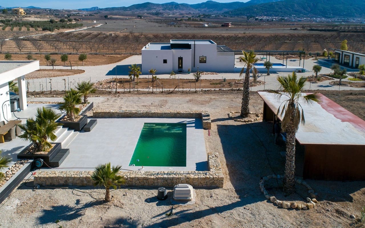 4 Zimmer Villa zu verkaufen in Pinoso mit Pool - 478.000 € (Ref: 9528781)