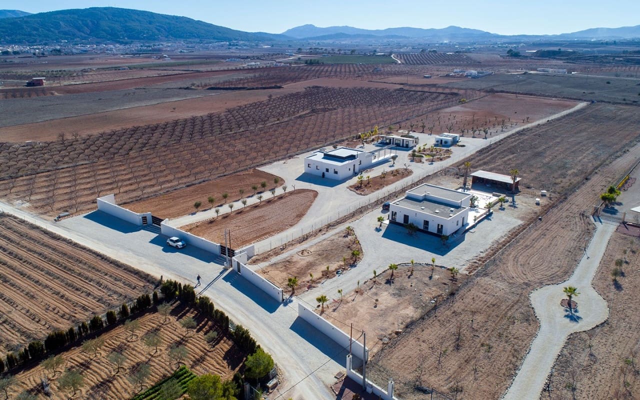 4 Zimmer Villa zu verkaufen in Pinoso mit Pool - 478.000 € (Ref: 9528781)