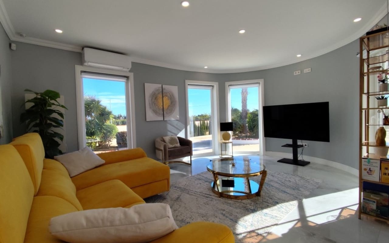 3 quarto Moradia para venda em Mudamiento com piscina - 660 000 € (Ref: 9534752)