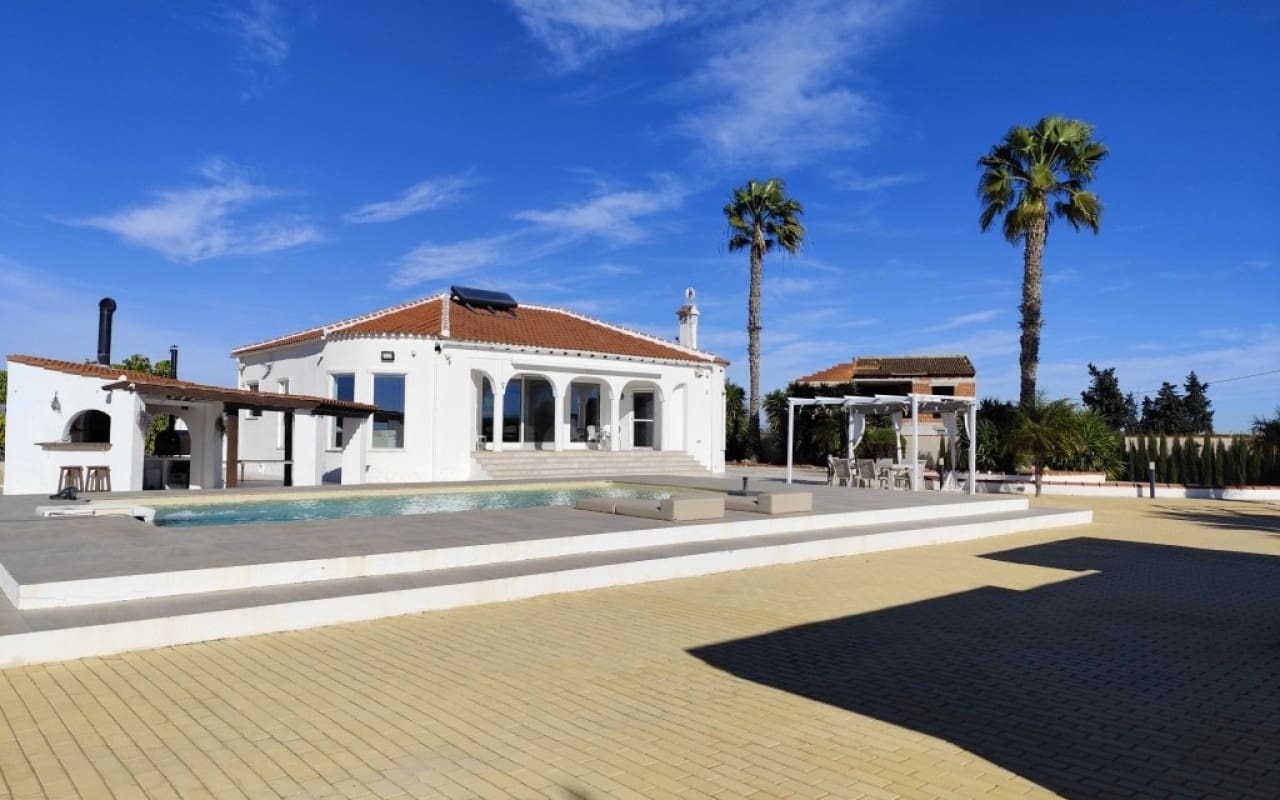 3 quarto Moradia para venda em Mudamiento com piscina - 660 000 € (Ref: 9534752)