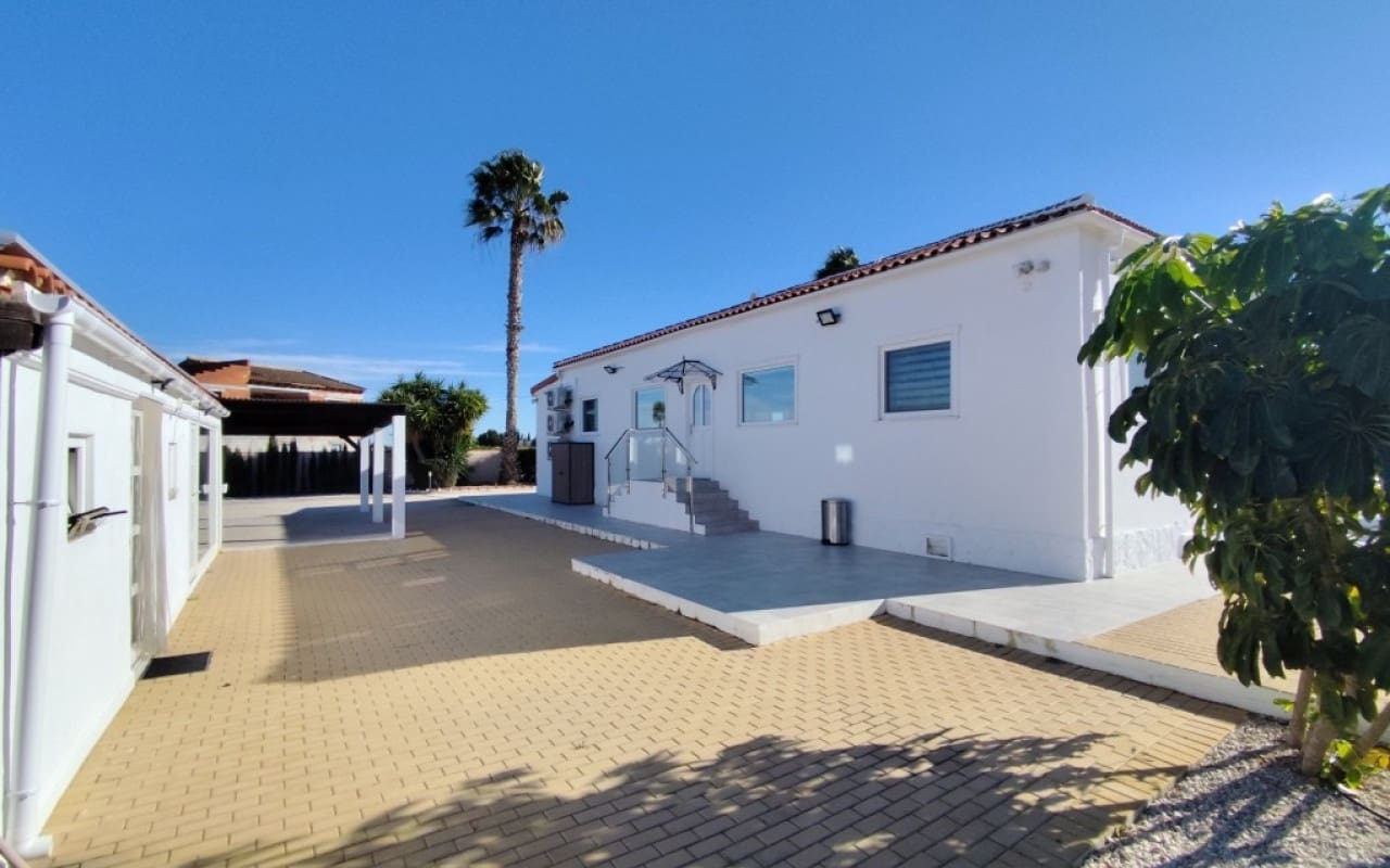 3 quarto Moradia para venda em Mudamiento com piscina - 660 000 € (Ref: 9534752)