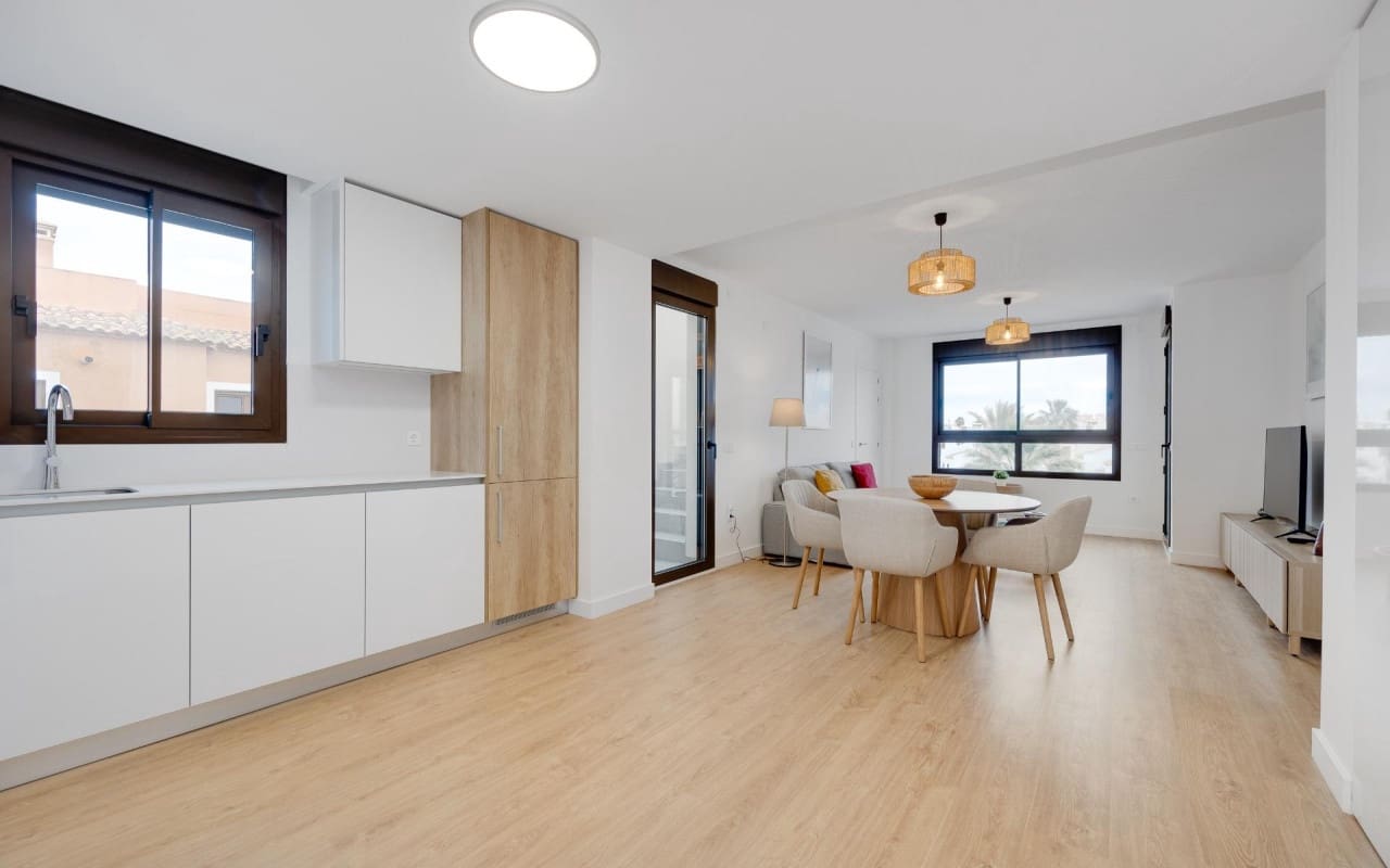 2 sovrum Takvåning till salu i Orihuela Costa med pool - 339 900 € (Ref: 9548472)