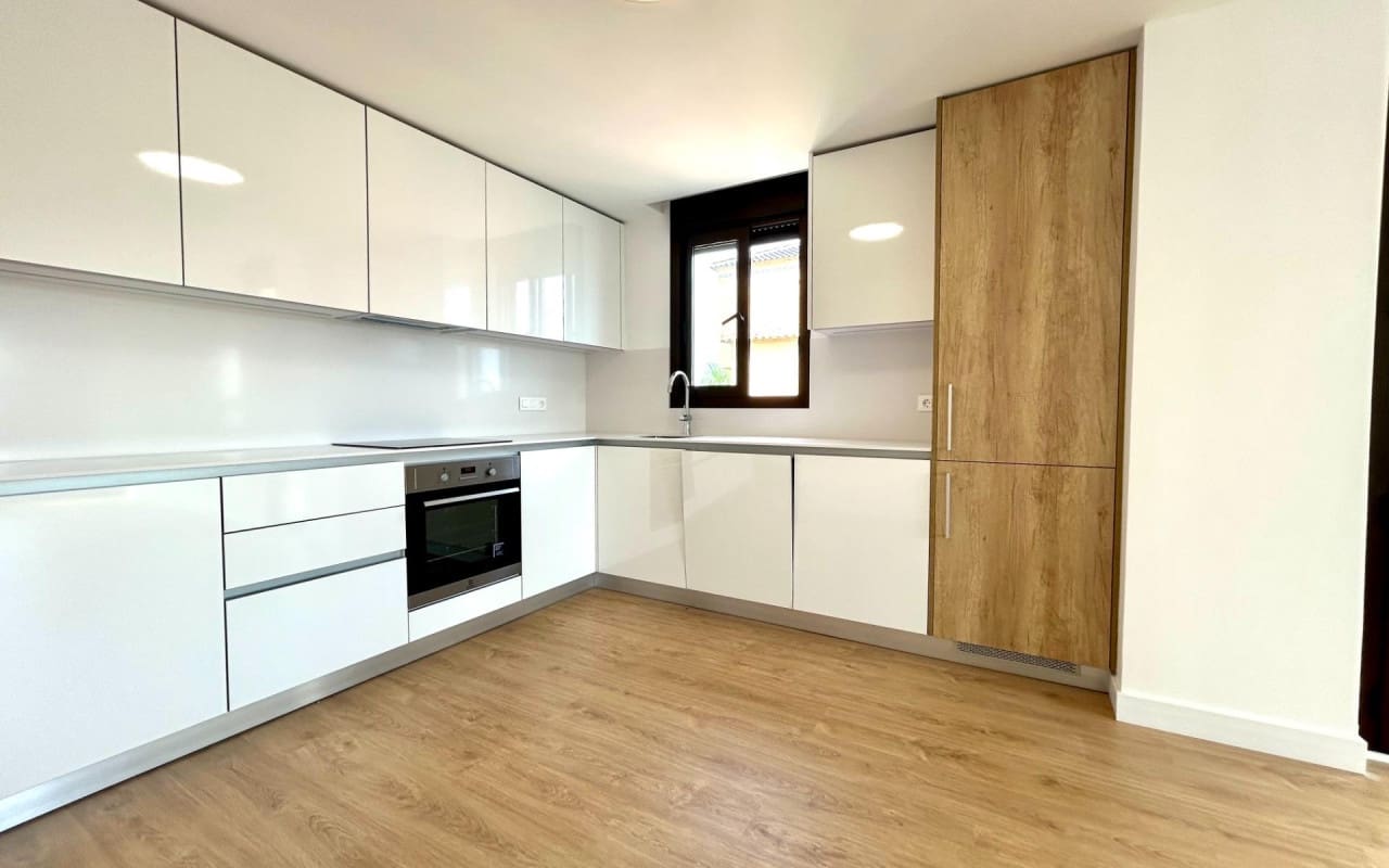 2 sovrum Takvåning till salu i Orihuela Costa med pool - 339 900 € (Ref: 9548472)