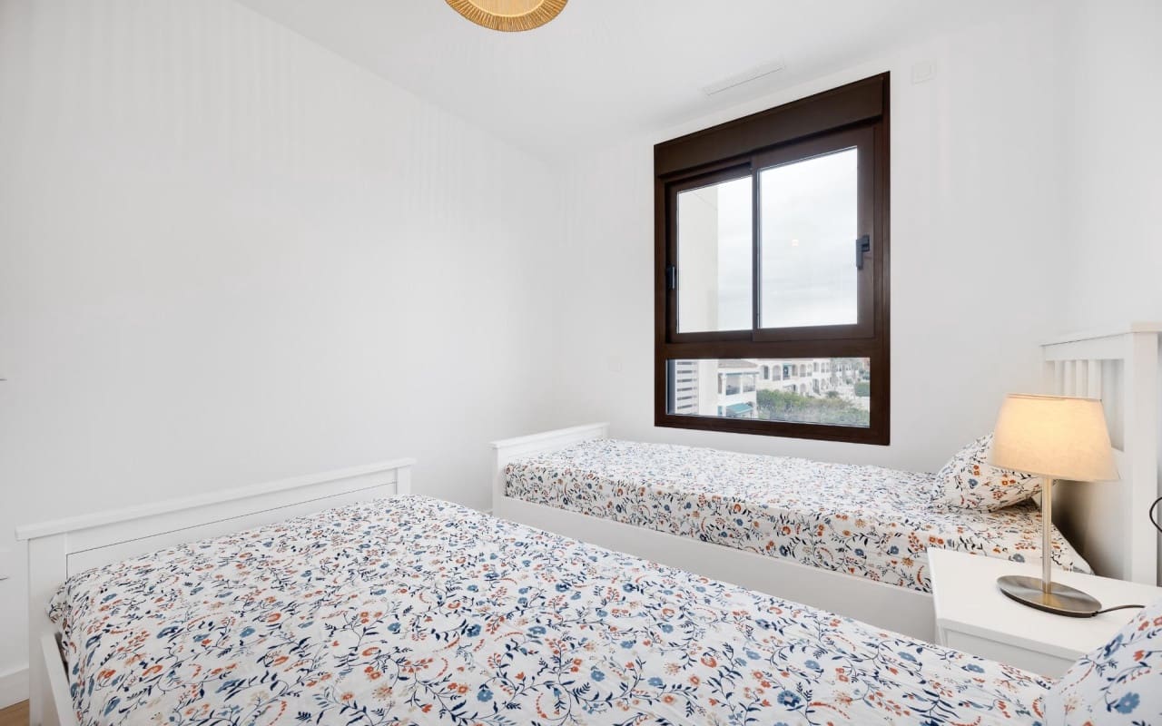 2 sovrum Takvåning till salu i Orihuela Costa med pool - 339 900 € (Ref: 9548472)