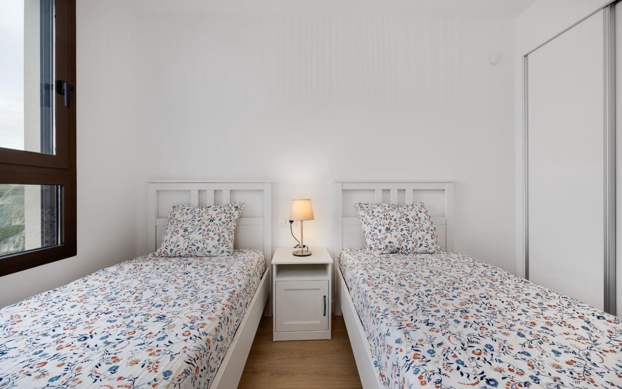 2 sovrum Takvåning till salu i Orihuela Costa med pool - 339 900 € (Ref: 9548472)