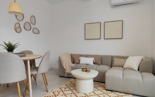 2 slaapkamer Huis te koop in La Siesta, Torrevieja - € 149.000 (Ref: 9548854)