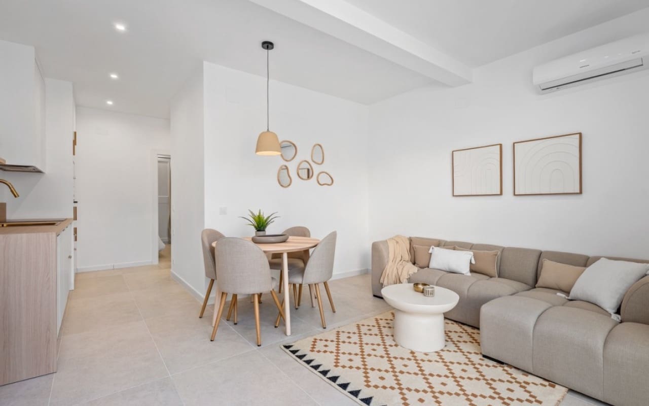 2 soveværelse Byhus til salg i La Siesta - € 149.000 (Ref: 9548854)