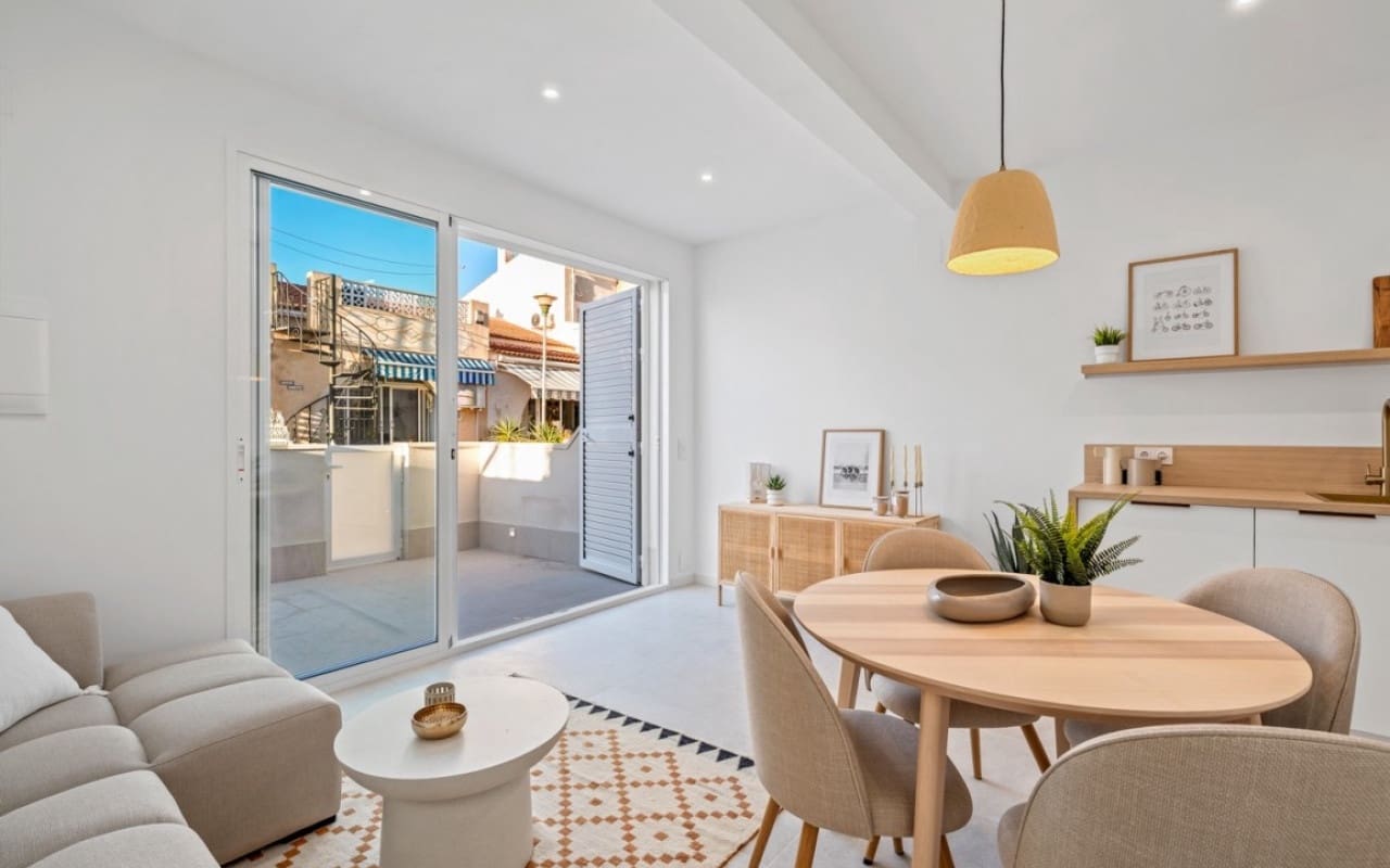 2 soveværelse Byhus til salg i La Siesta - € 149.000 (Ref: 9548854)