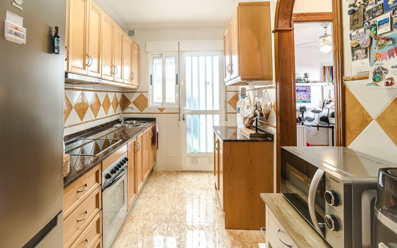 2 soveværelse Villa til salg i El Raso med swimmingpool - € 247.000 (Ref: 9548857)