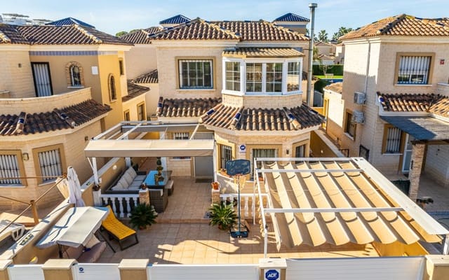 2 soveværelse Villa til salg i El Raso, Guardamar del Segura med swimmingpool - € 247.000 (Ref: 9548857)