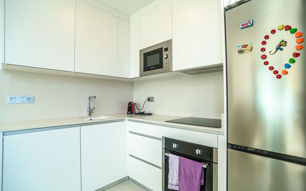 1 bedroom Apartment for sale in Torrevieja with pool - € 199,900 (Ref: 9548860)