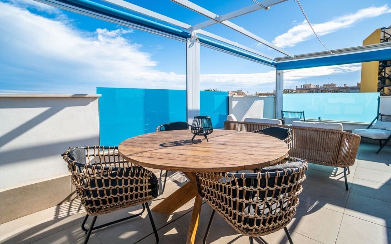 1 bedroom Apartment for sale in Torrevieja with pool - € 199,900 (Ref: 9548860)