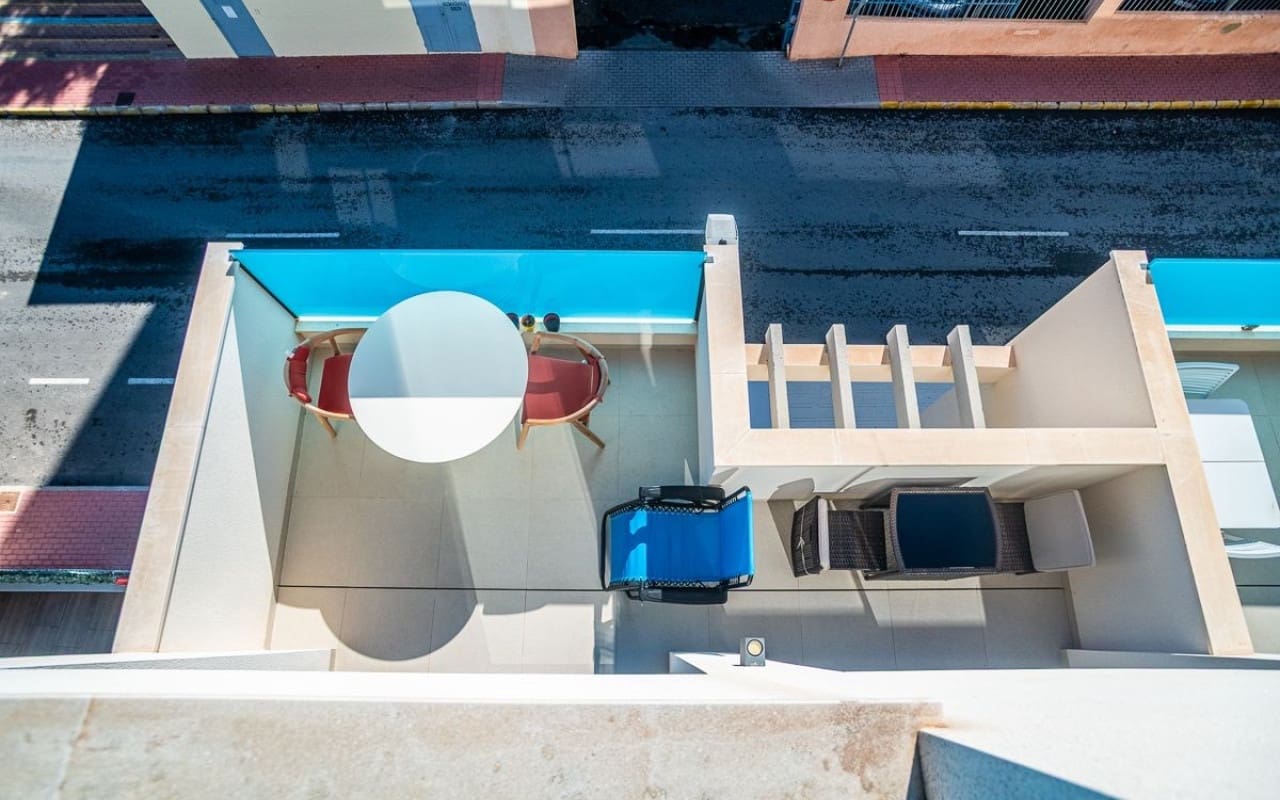 1 bedroom Apartment for sale in Torrevieja with pool - € 199,900 (Ref: 9548860)