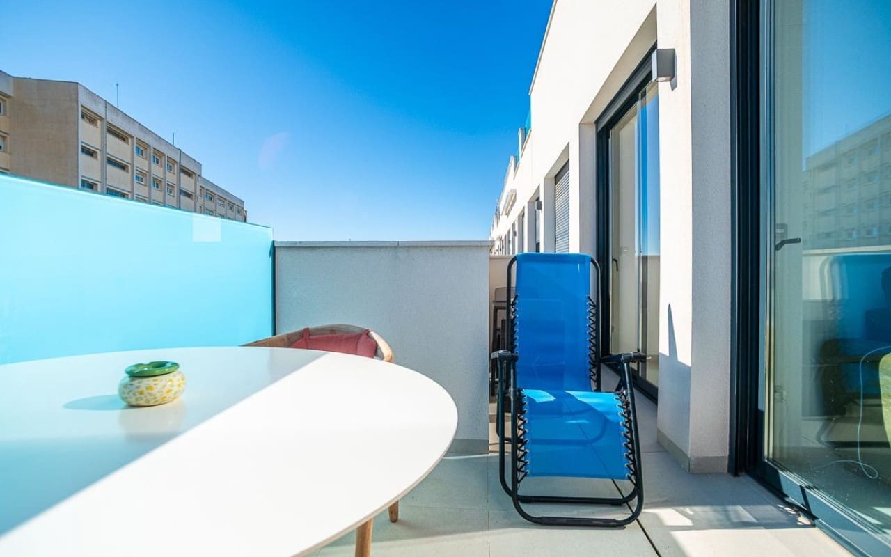 1 bedroom Apartment for sale in Torrevieja with pool - € 199,900 (Ref: 9548860)