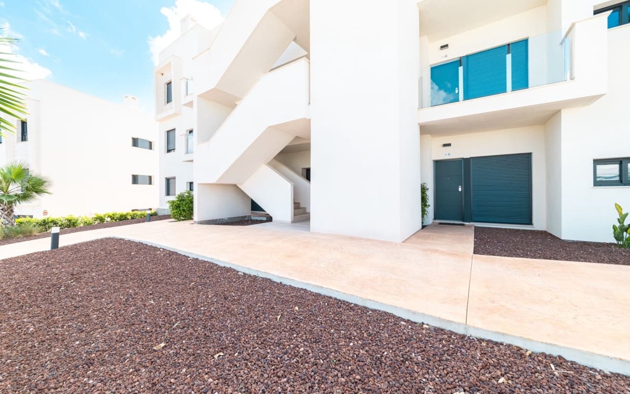 2 soverom Leilighet til salgs i Pilar de la Horadada med svømmebasseng - € 299 000 (Ref: 9548862)