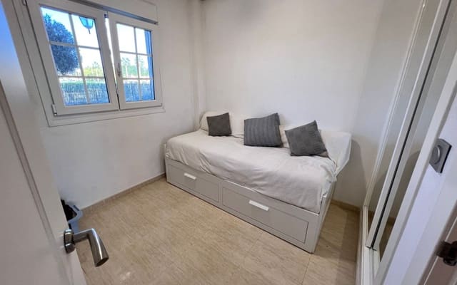 2 quarto Apartamento para venda em El Raso, Guardamar del Segura com piscina - 175 000 € (Ref: 9548865)