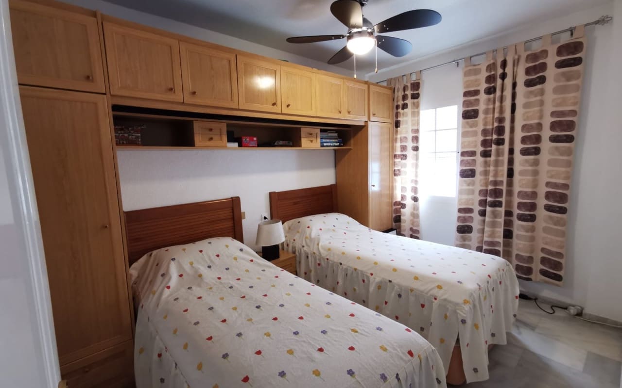 2 soverom Leilighet til salgs i Torrevieja med svømmebasseng - € 269 500 (Ref: 9548869)