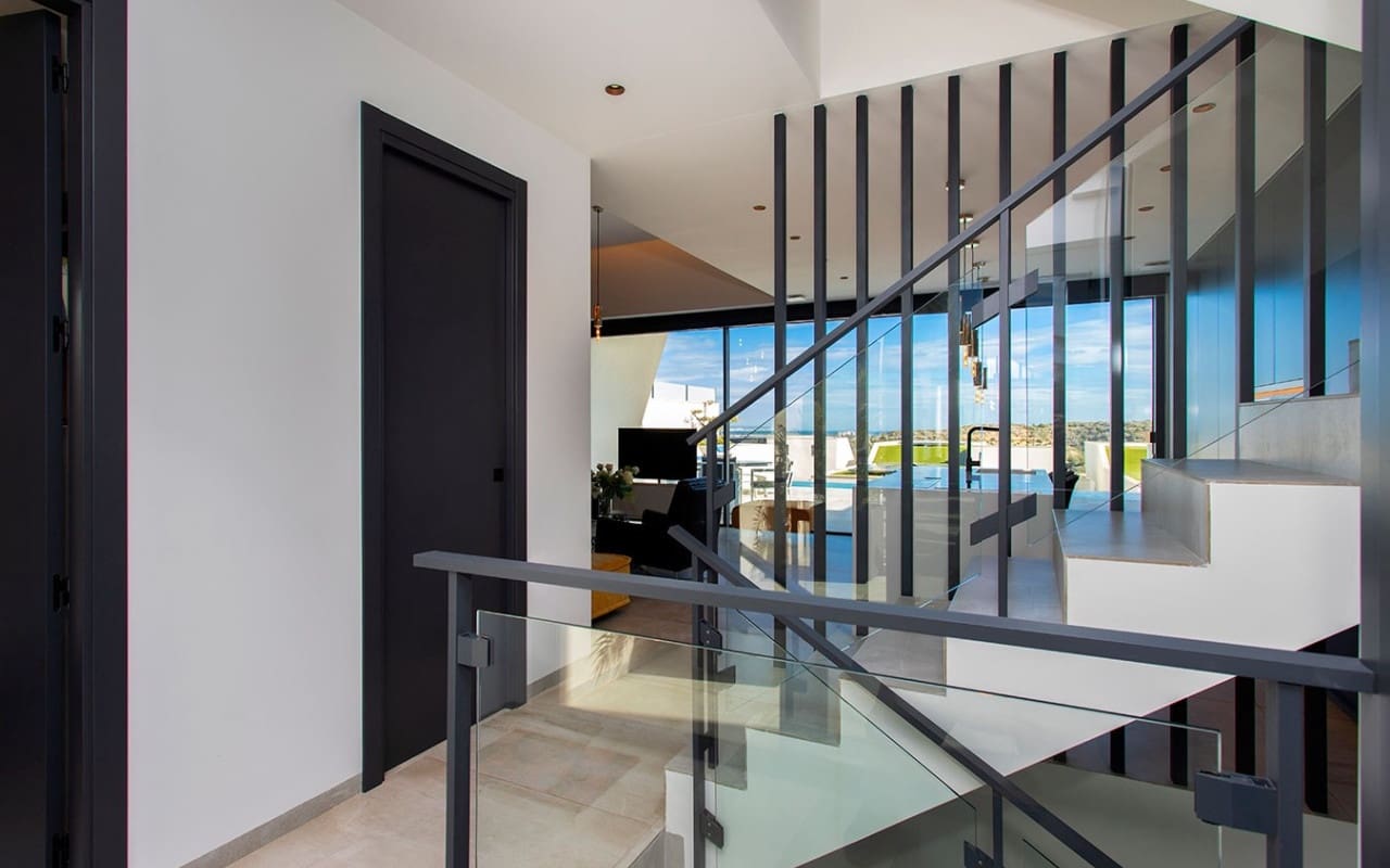 3 bedroom Villa for sale in Ciudad Quesada with pool garage - € 799,000 (Ref: 9549913)