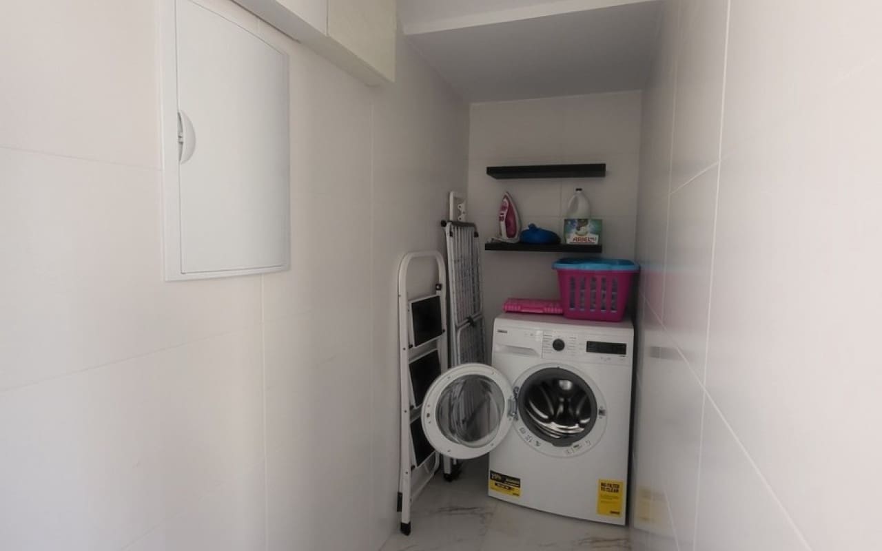 3 makuuhuone Huvila myytävänä paikassa Villamartin mukana uima-altaan - 400 000 € (Ref: 9558938)