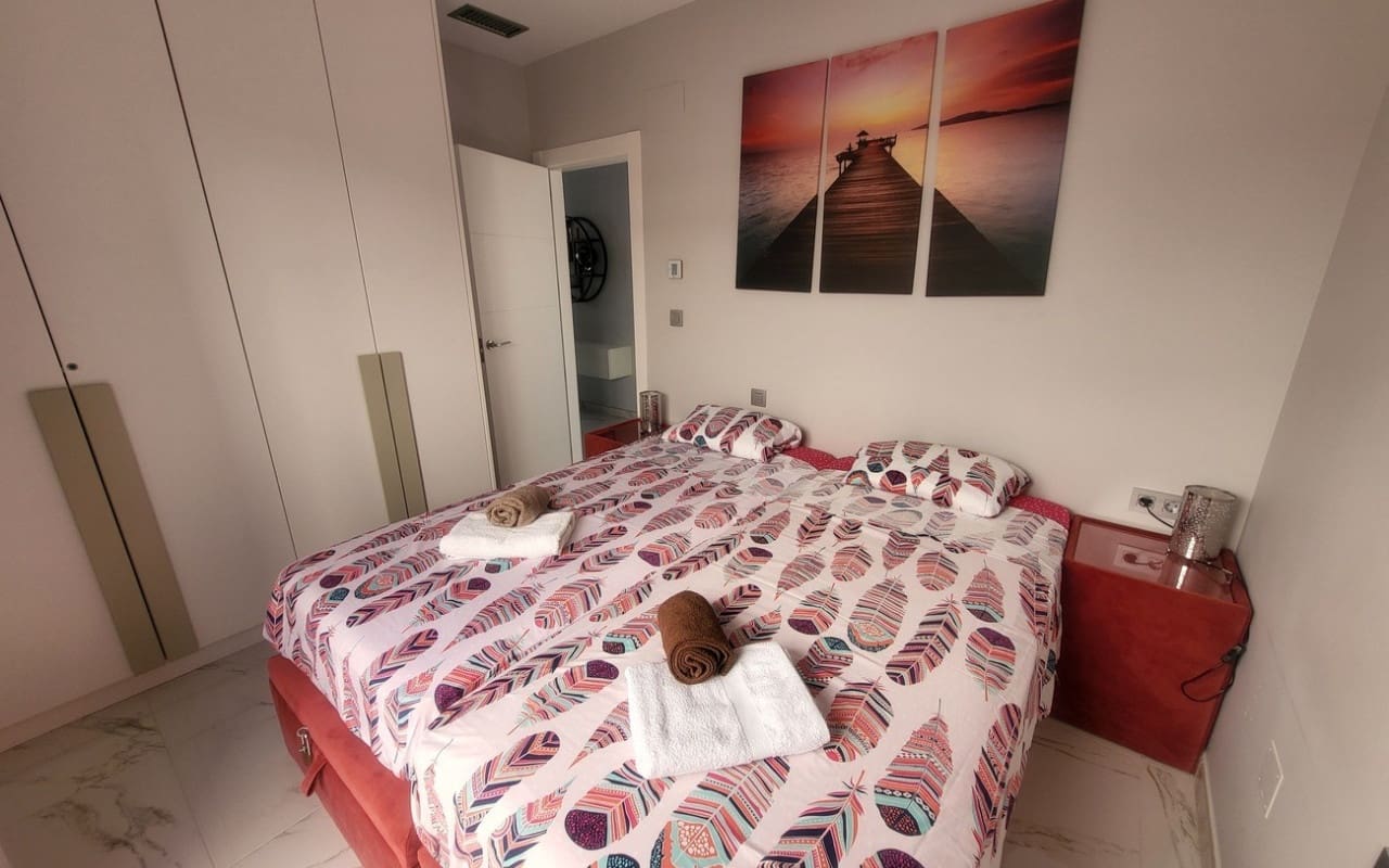 3 makuuhuone Huvila myytävänä paikassa Villamartin mukana uima-altaan - 400 000 € (Ref: 9558938)