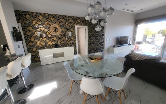 3 makuuhuone Huvila myytävänä paikassa Villamartin, Orihuela mukana uima-altaan - 400 000 € (Ref: 9558938)