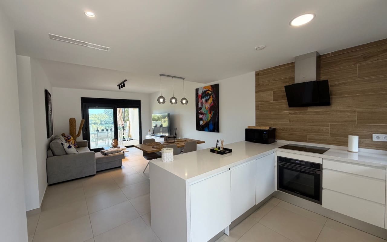 2 slaapkamer Appartement te koop in Pilar de la Horadada met zwembad - € 280.000 (Ref: 9558939)