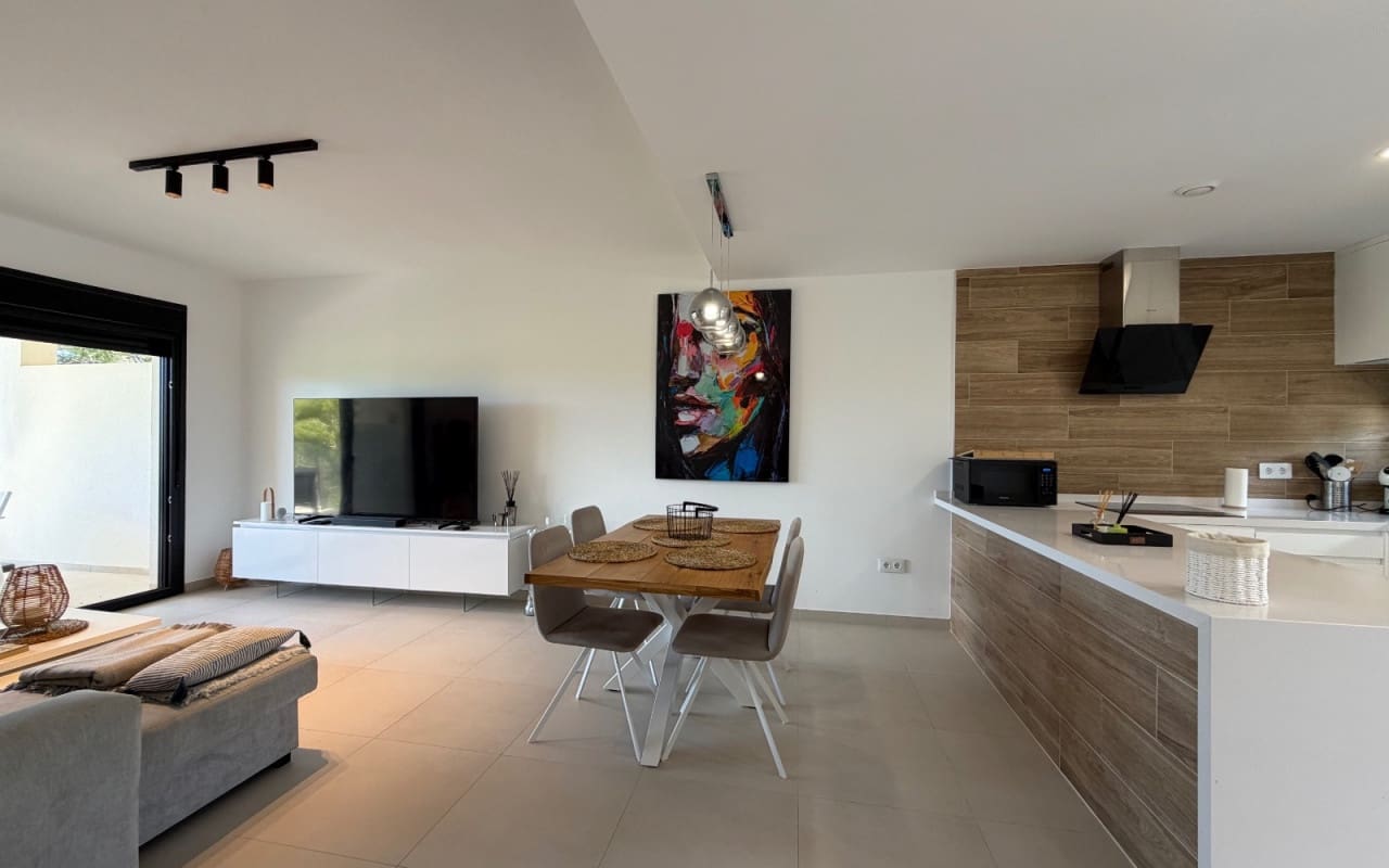 2 slaapkamer Appartement te koop in Pilar de la Horadada met zwembad - € 280.000 (Ref: 9558939)