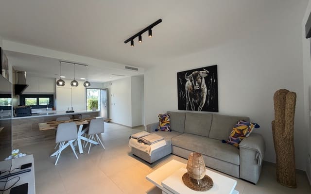 2 bedroom Apartment for sale in Pinar de Campoverde, Pilar de la Horadada with pool - € 280,000 (Ref: 9558939)