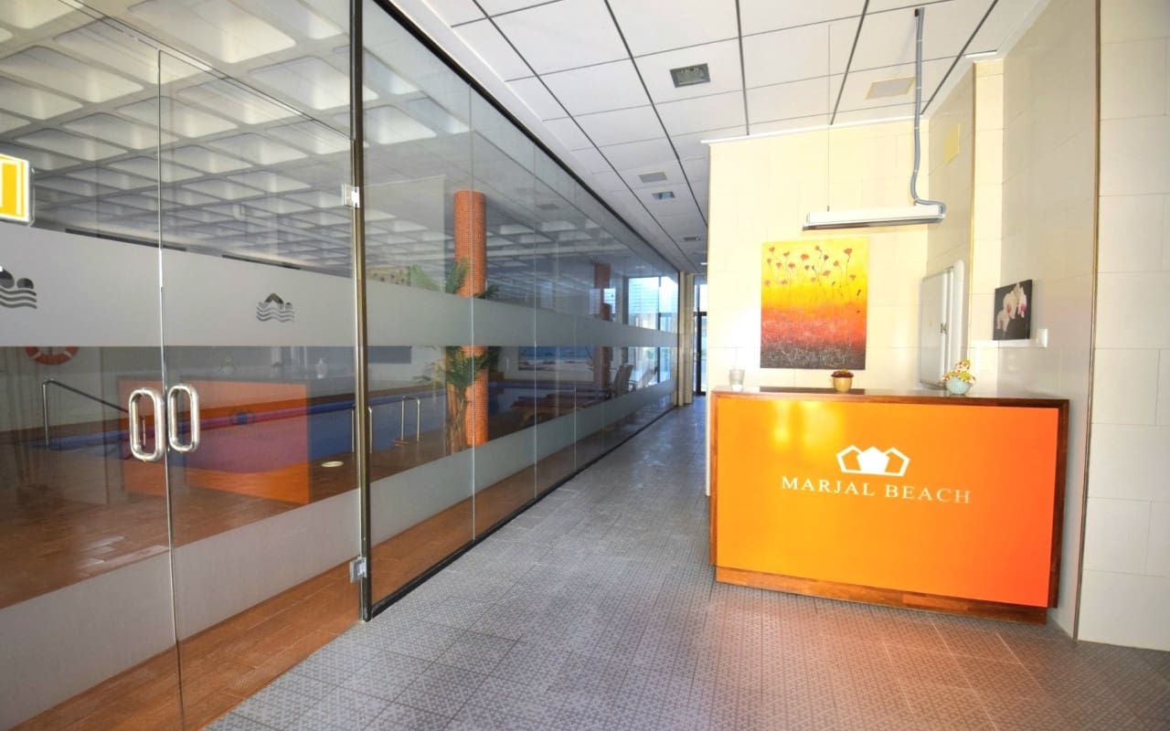 2 Zimmer Strandapartment zu verkaufen in Guardamar del Segura mit Pool - 299.000 € (Ref: 9558940)