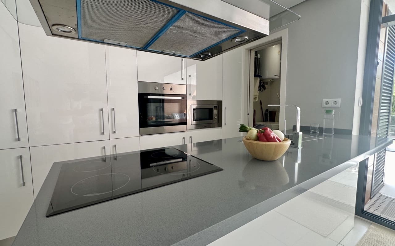 2 quarto Apartamento para venda em Villamartin com piscina - 255 000 € (Ref: 9558941)