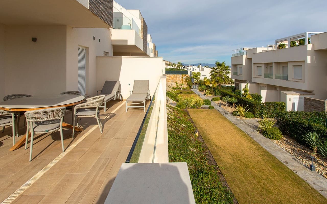 2 Zimmer Apartment zu verkaufen in Algorfa mit Pool - 295.000 € (Ref: 9558946)