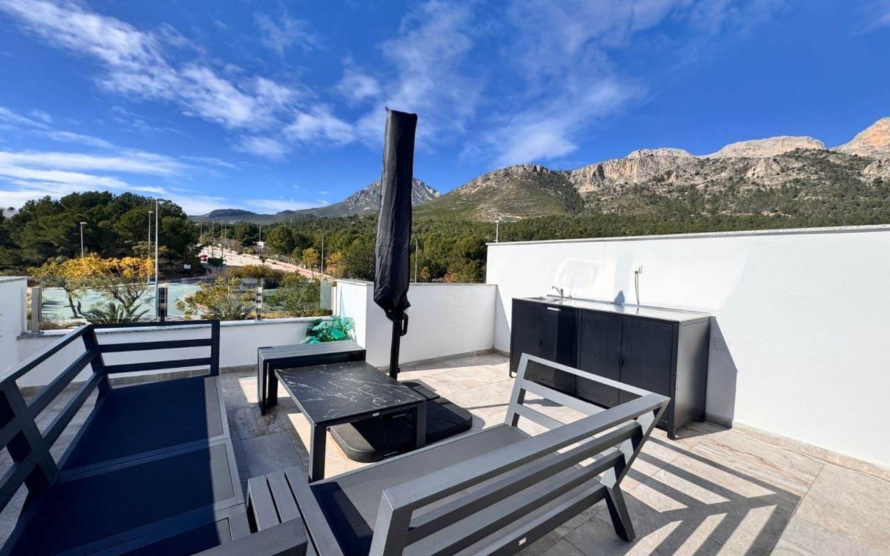 3 sovrum Hus till salu i Polop med pool - 379 000 € (Ref: 9565614)