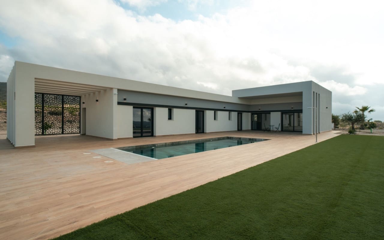 3 soveværelse Villa til salg i Pinoso - € 465.000 (Ref: 9565616)