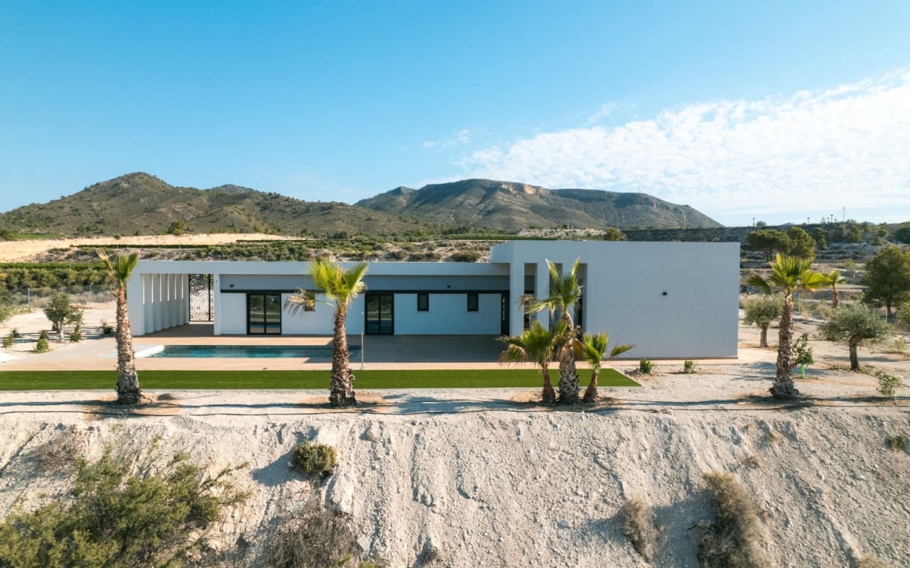 3 soveværelse Villa til salg i Pinoso - € 465.000 (Ref: 9565616)
