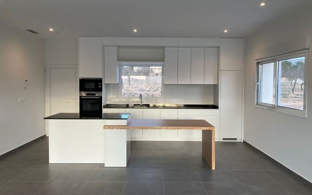 3 Zimmer Villa zu verkaufen in Pinoso - 350.000 € (Ref: 9565617)