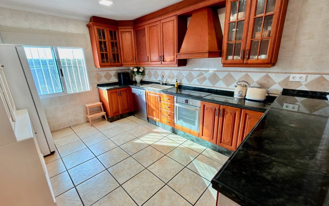 4 soverom Villa til salgs i Hondon de los Frailes - € 275 000 (Ref: 9565618)