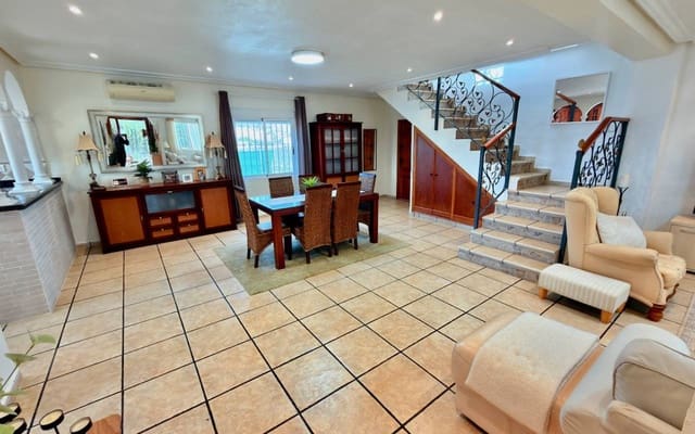 4 soverom Villa til salgs i Hondón de los Frailes - € 275 000 (Ref: 9565618)