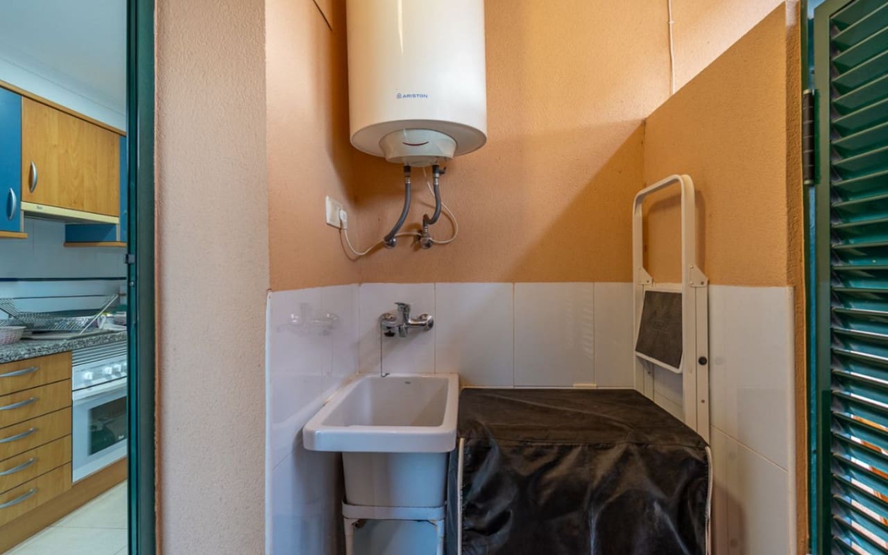 3 sovrum Strandlägenhet till salu i Denia med pool - 420 000 € (Ref: 9565622)