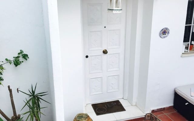 1 quarto Apartamento para venda em Lomas De Marbella, Marbella com piscina - 245 000 € (Ref: 9565626)