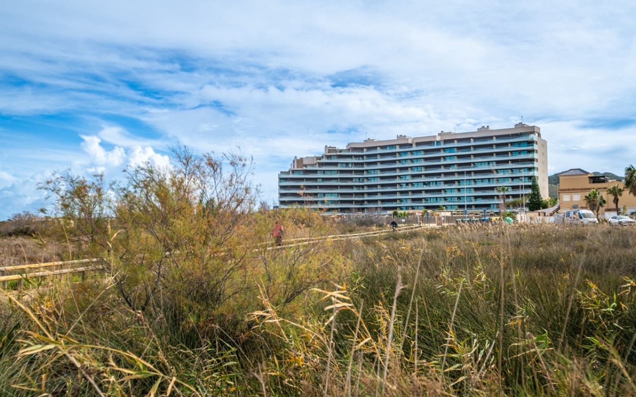 2 sovrum Strandlägenhet till salu i Mar de Cristal med pool - 289 000 € (Ref: 9565627)