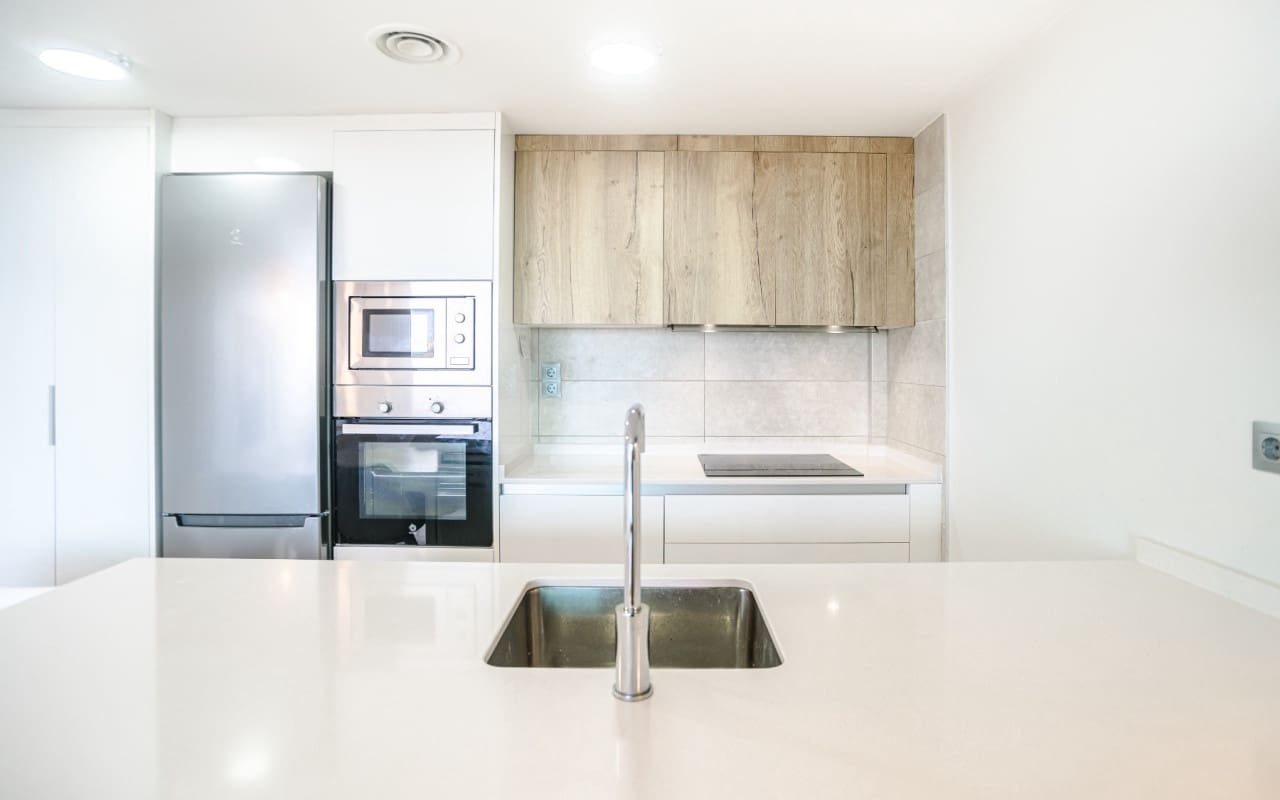 2 sovrum Strandlägenhet till salu i Mar de Cristal med pool - 289 000 € (Ref: 9565627)