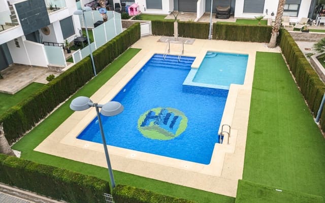 2 quarto Apartamento para venda em Torre de la Horadada, Pilar de la Horadada com piscina - 229 500 € (Ref: 9565628)