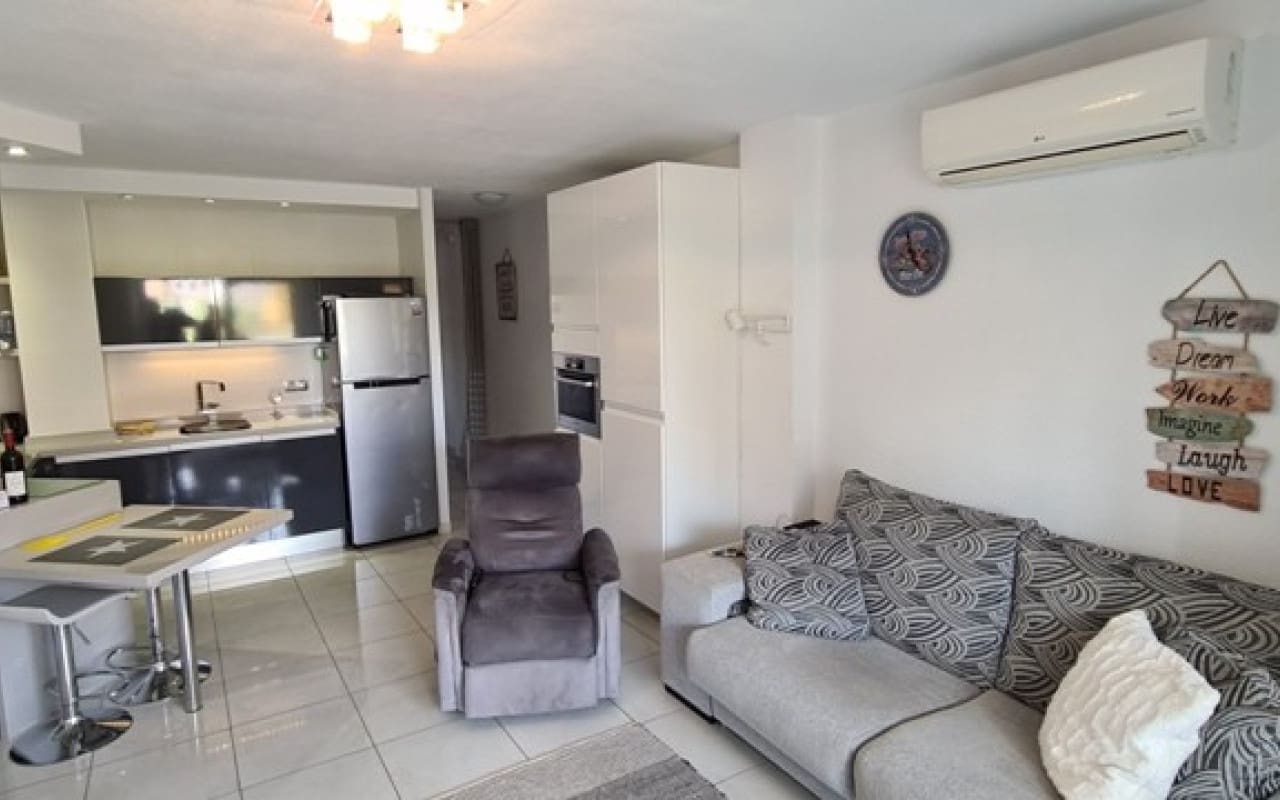 1 Zimmer Apartment zu verkaufen in Orihuela Costa mit Pool - 128.500 € (Ref: 9565630)