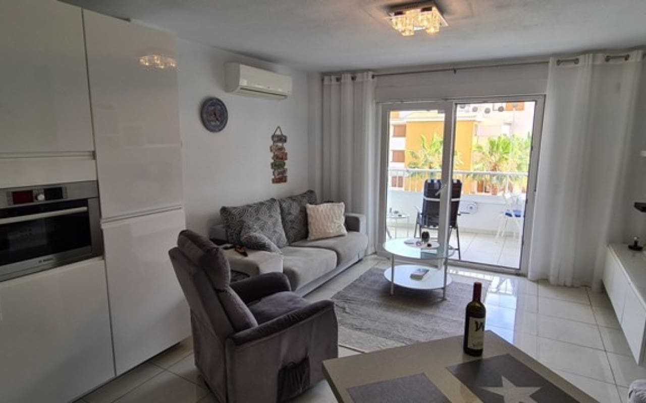 1 Zimmer Apartment zu verkaufen in Orihuela Costa mit Pool - 128.500 € (Ref: 9565630)